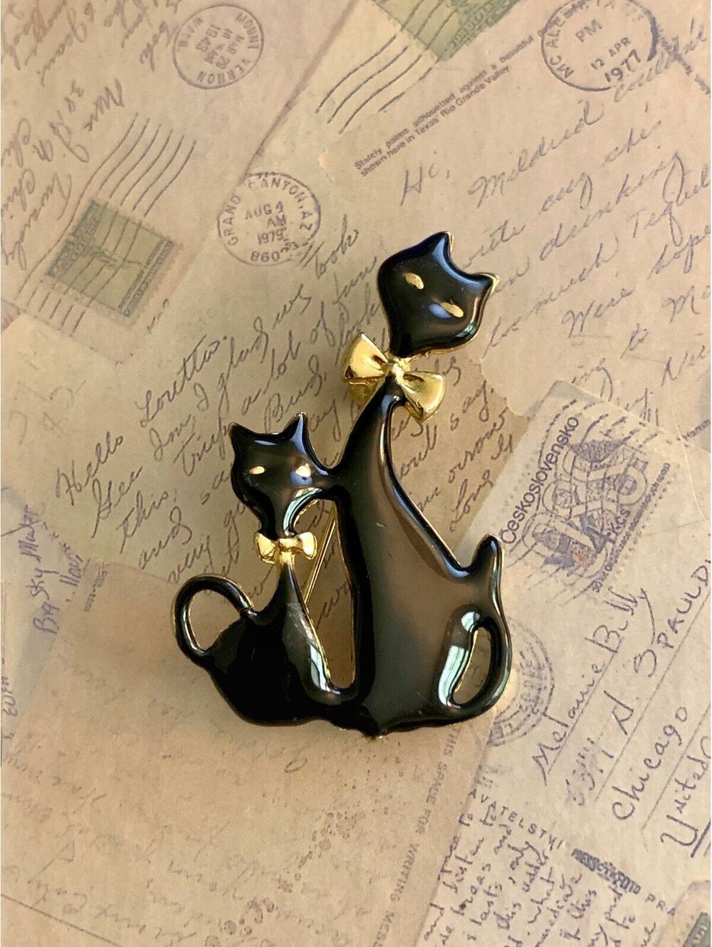 Vintage Charming Black Cat Duo Brooch with Gold Bow Accents - Cute Cat Pin